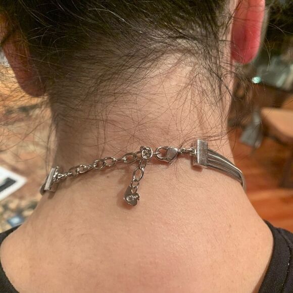 Swarovski crystal NWT three link chain necklace - Picture 7 of 8